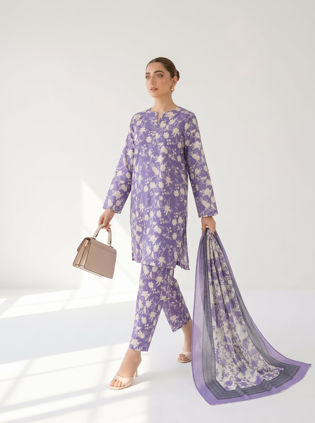Premium Swiss Lawn 2025- Lilac Mist.
