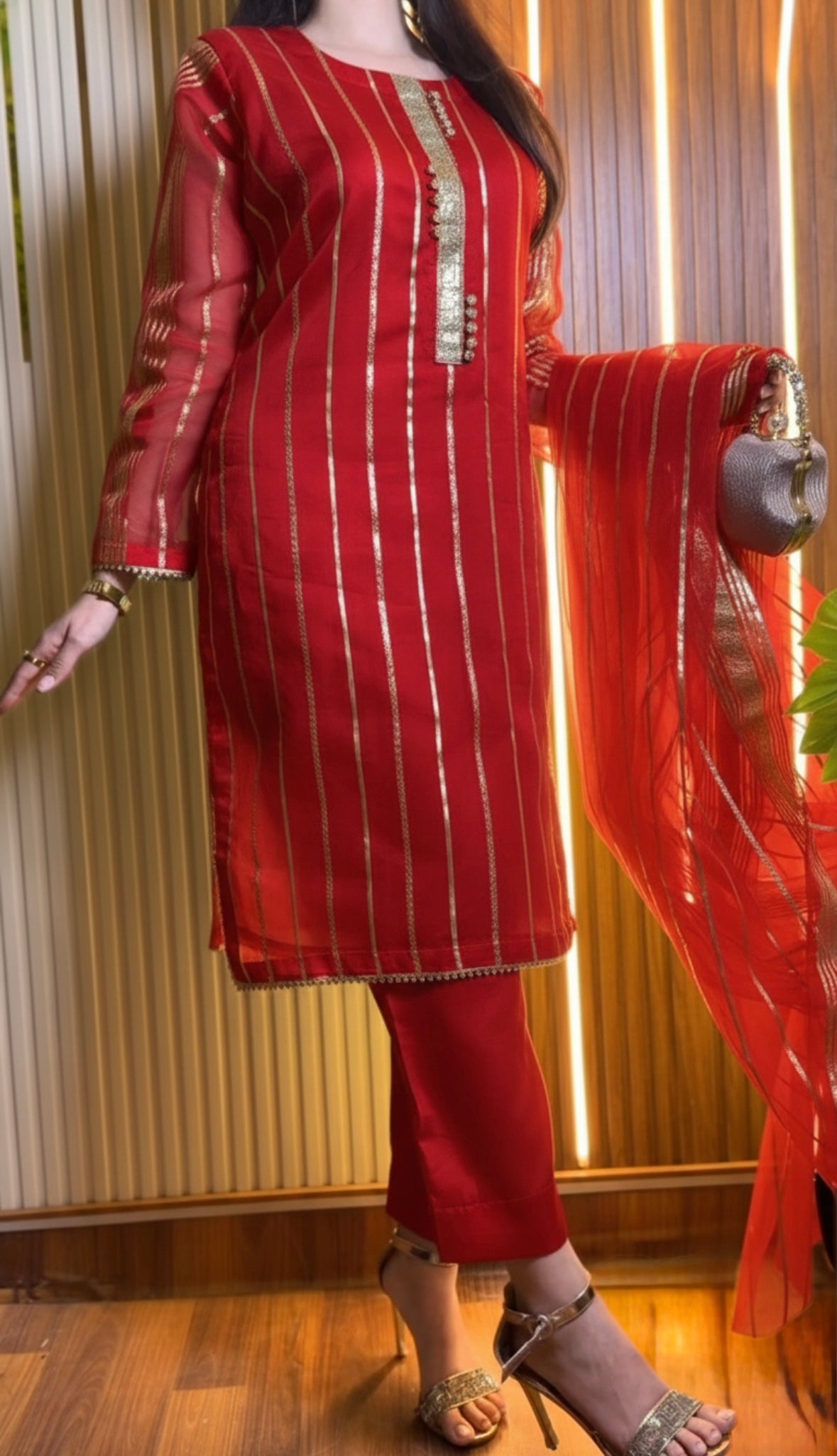 Minimilistic Collection - ( Red )