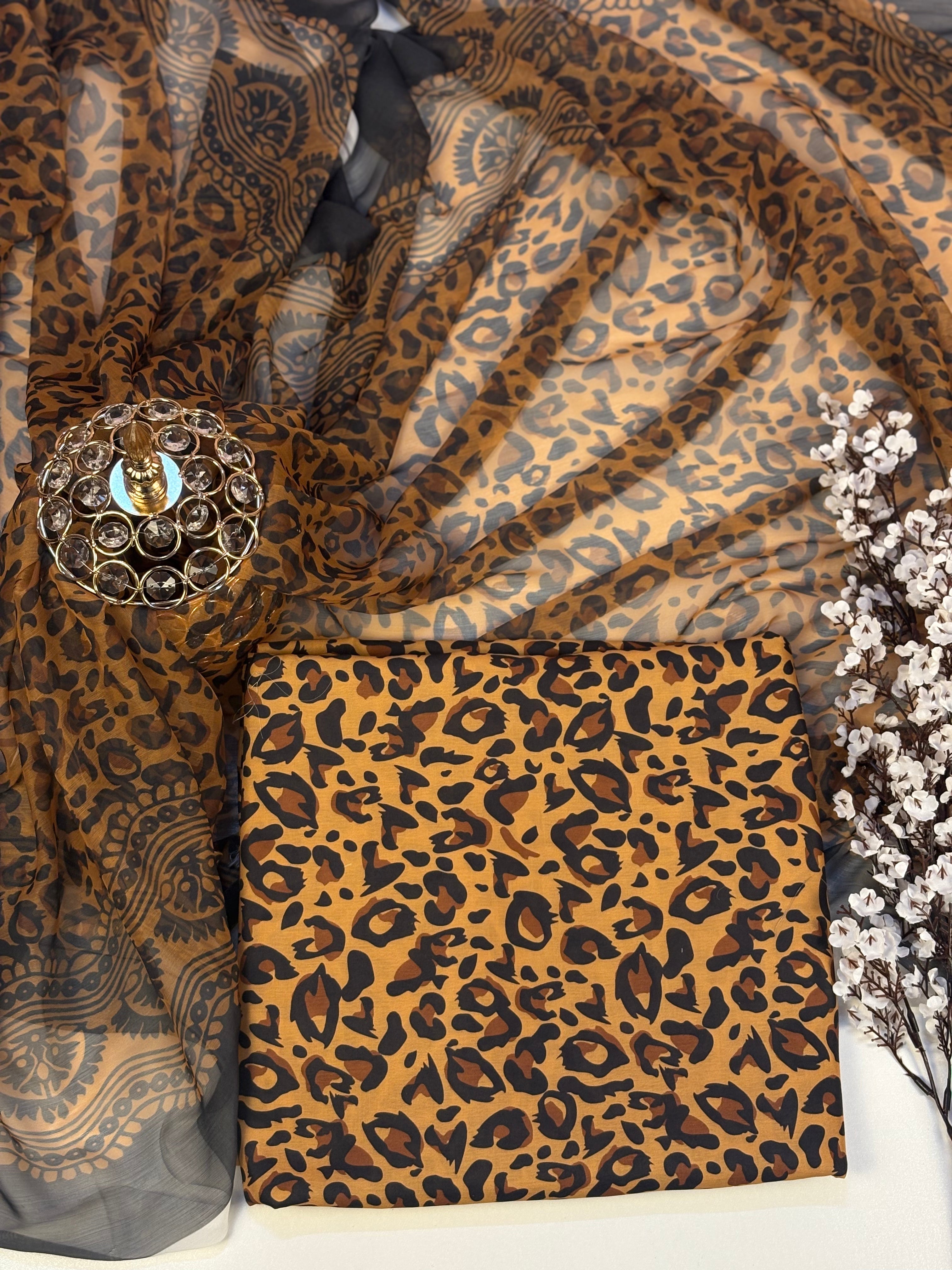 Premium Swiss Lawn 2025 - Leopard Noir.