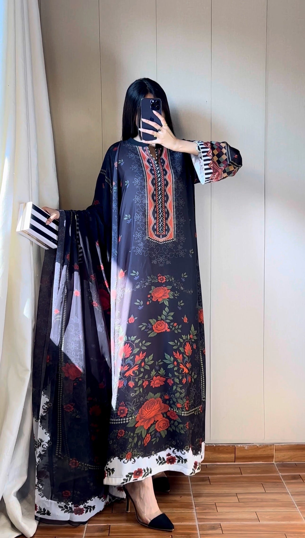 ❤️ Red Rose Black Kaftan ~ Unstitched 3PC Co-Ord-Sets